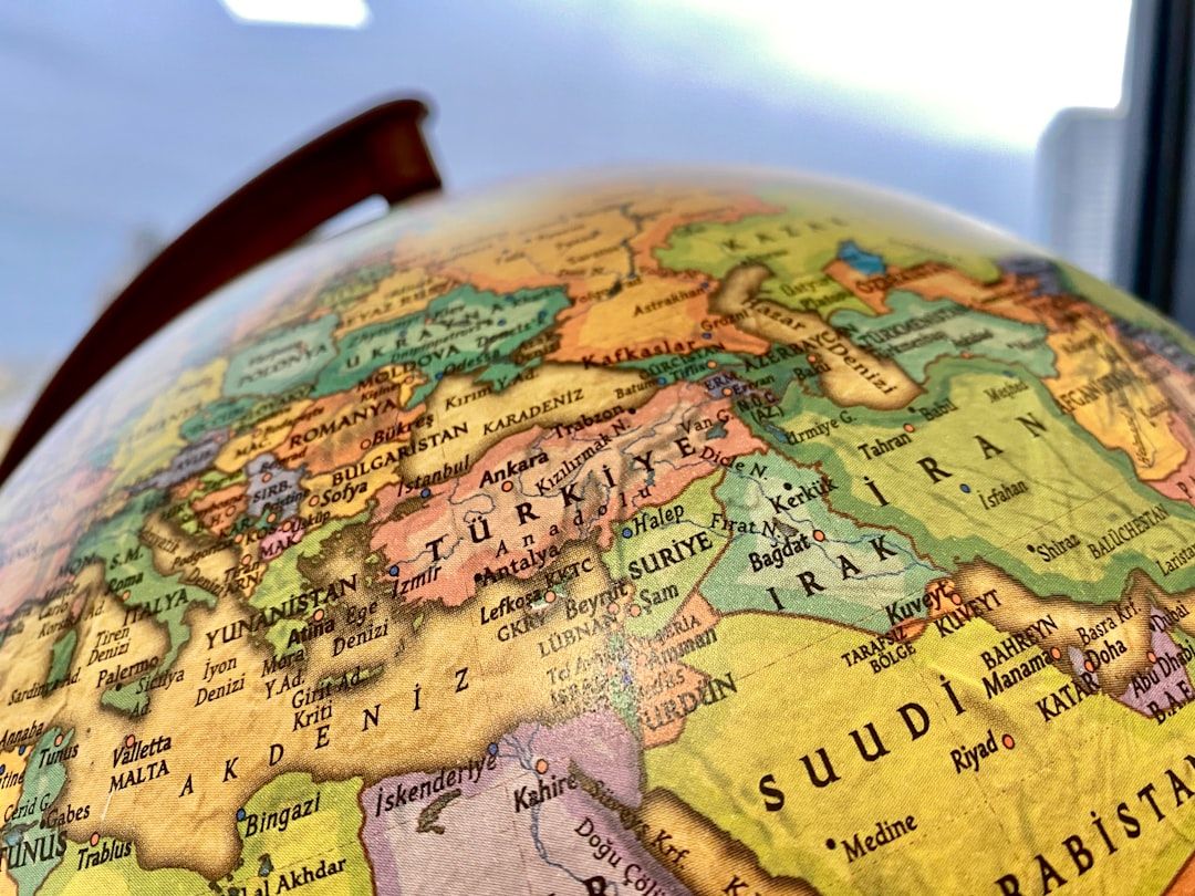 Guía para predecir el riesgo geopolítico en tu cadena de suministro